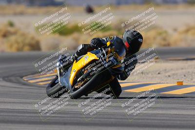 media/Dec-10-2023-SoCal Trackdays (Sun) [[0ce70f5433]]/Turn 4 (1145am)/